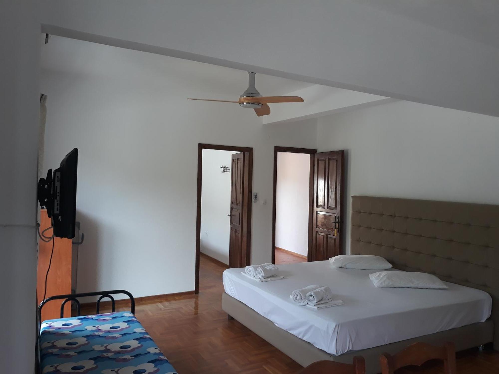 Petradaki Apartments Μόλα Καλύβα Δωμάτιο φωτογραφία