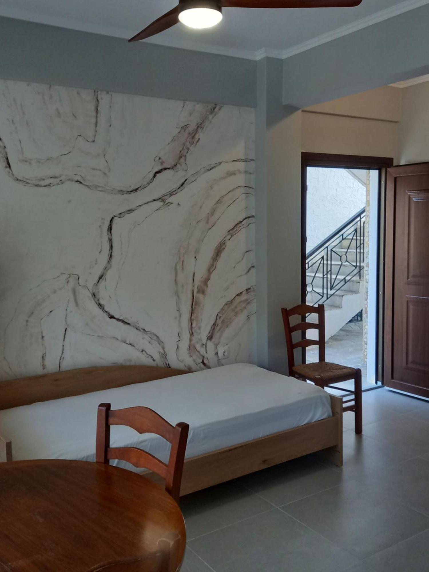 Petradaki Apartments Μόλα Καλύβα Δωμάτιο φωτογραφία