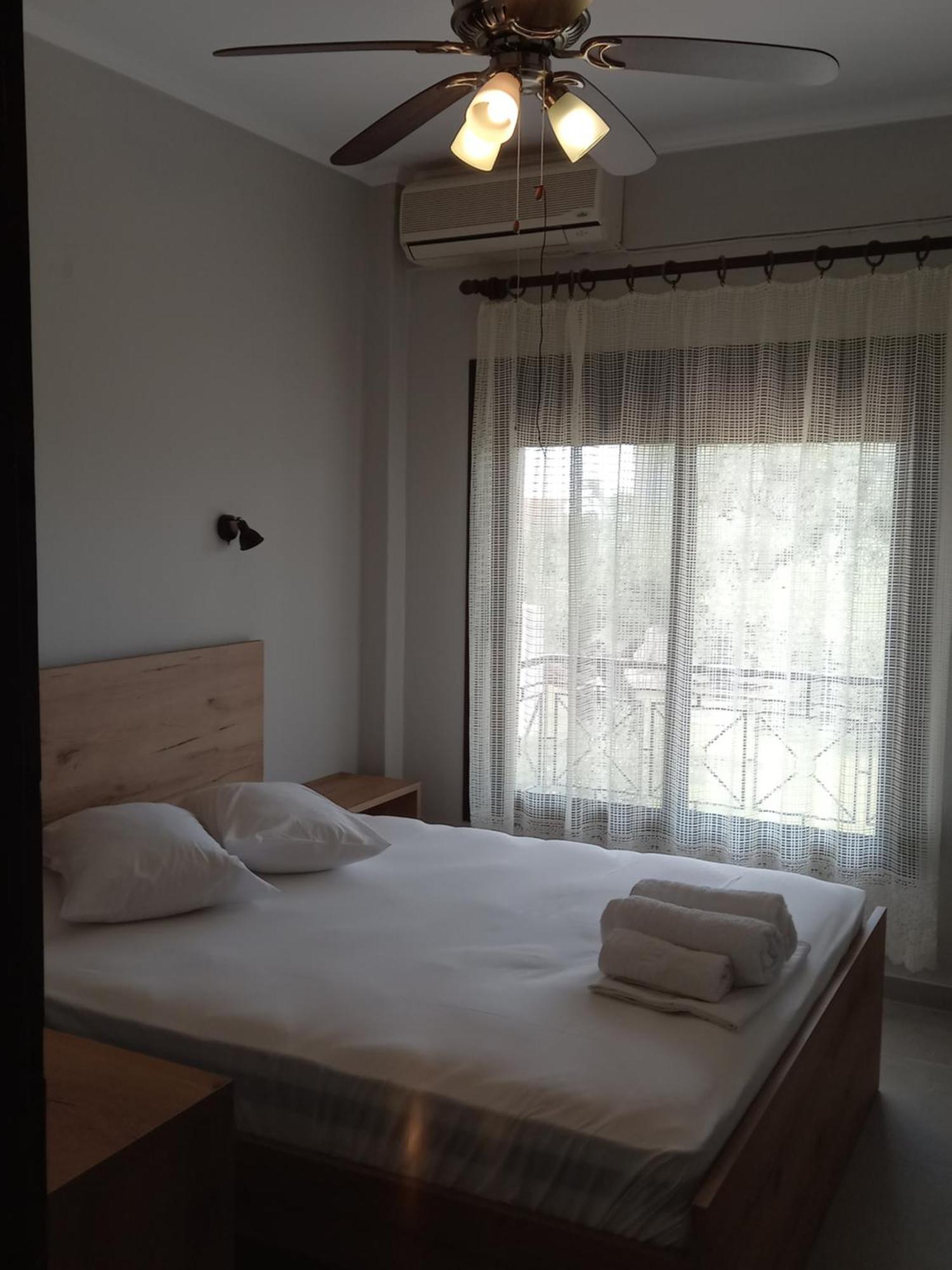 Petradaki Apartments Μόλα Καλύβα Δωμάτιο φωτογραφία