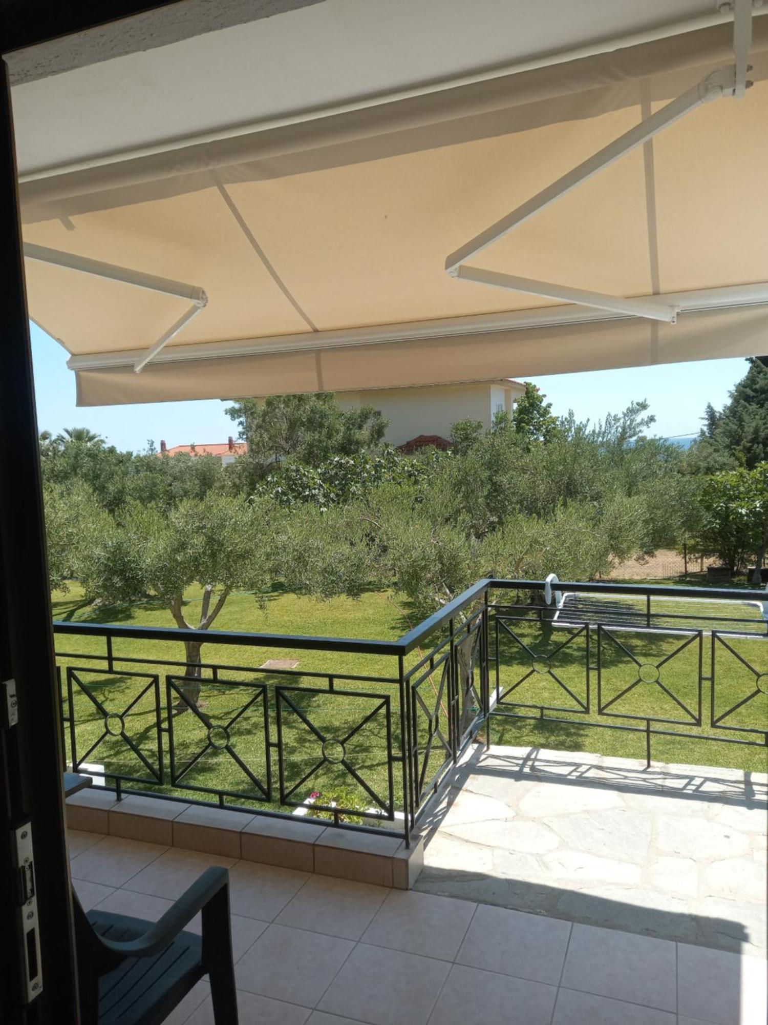 Petradaki Apartments Μόλα Καλύβα Δωμάτιο φωτογραφία